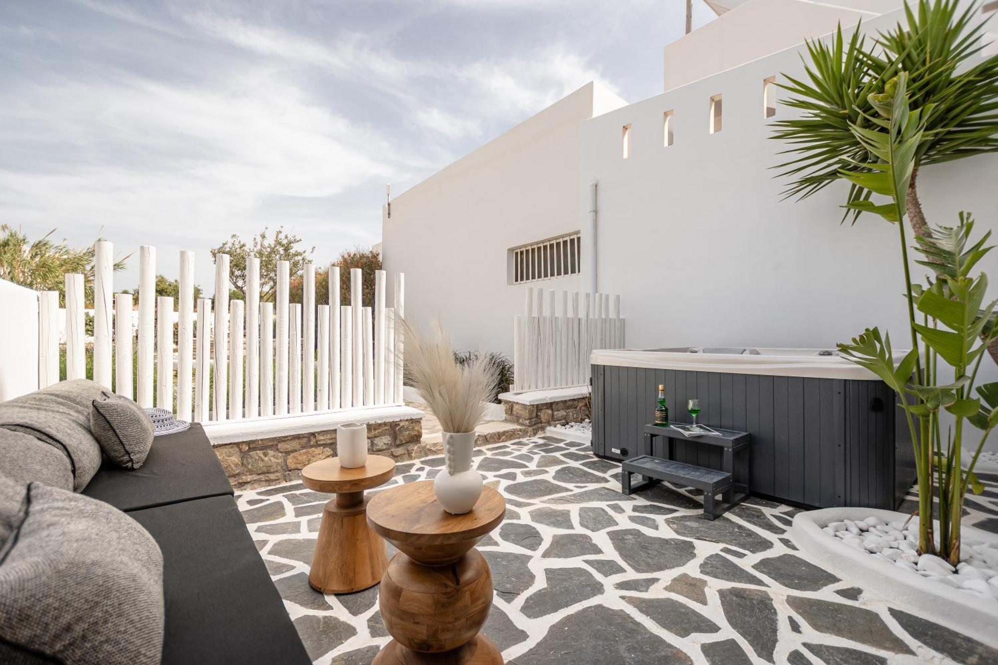 Almiriki Naxos Beachside Living Plaka  Exterior photo
