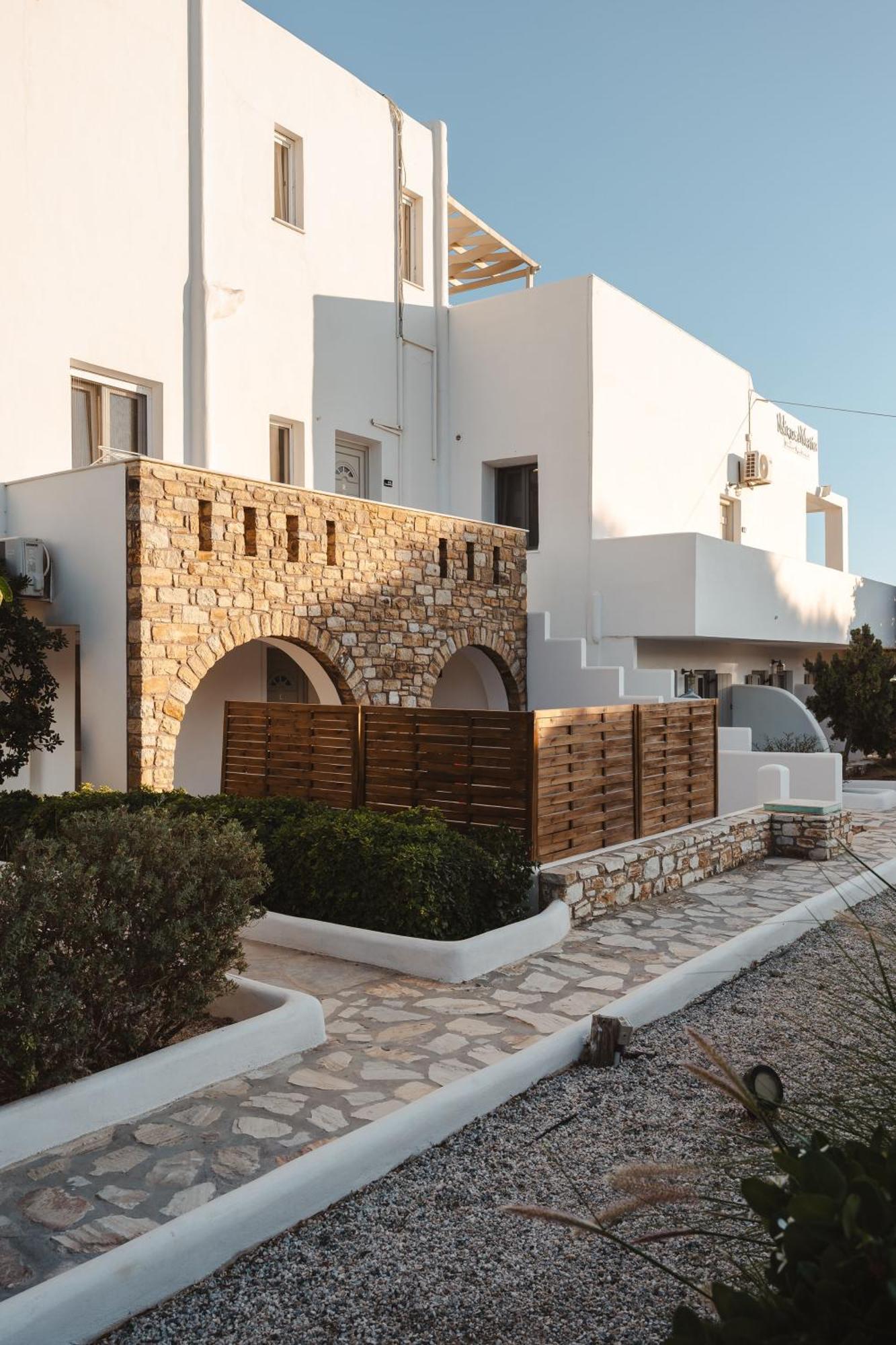 Almiriki Naxos Beachside Living Plaka  Exterior photo
