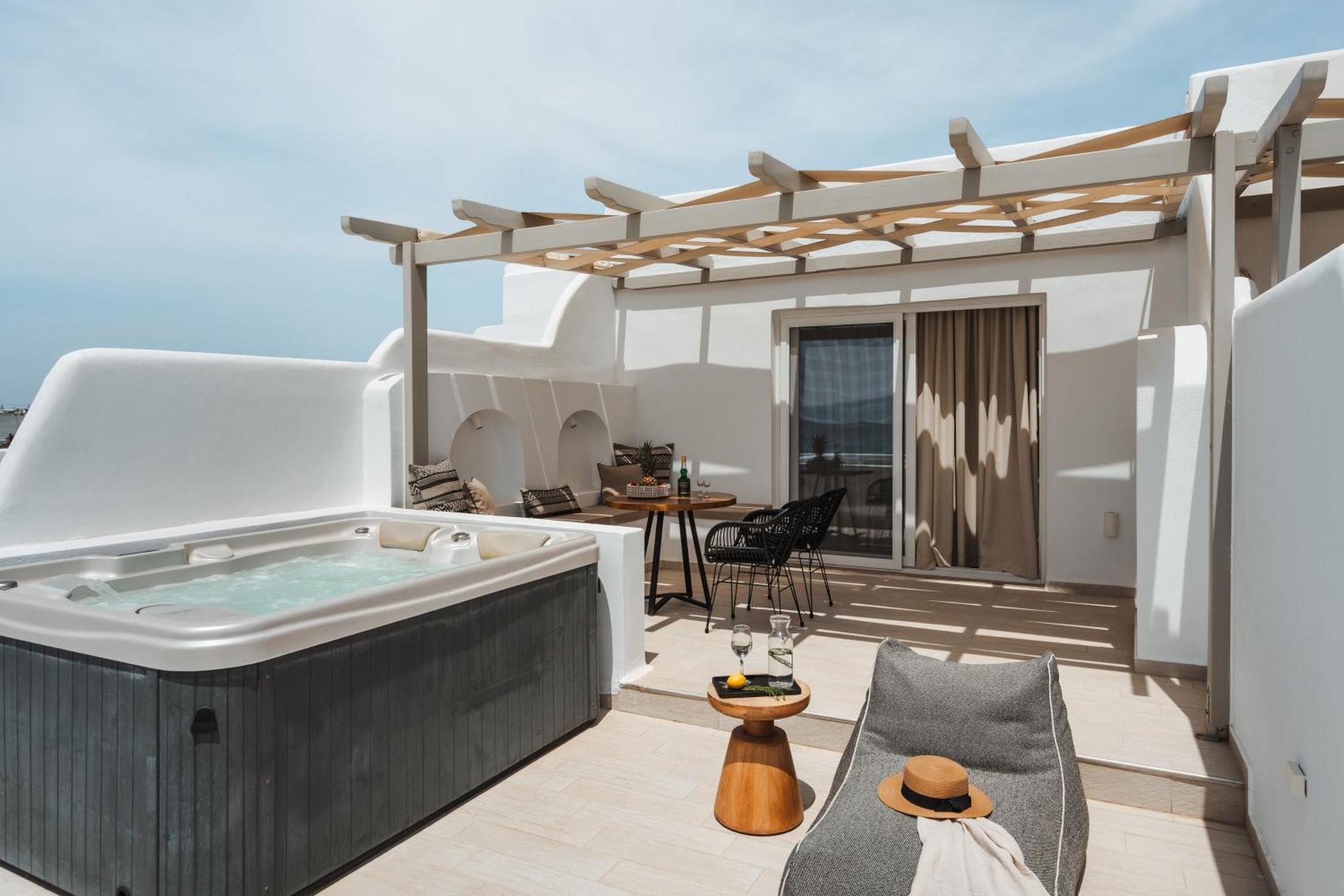 Almiriki Naxos Beachside Living Plaka  Exterior photo